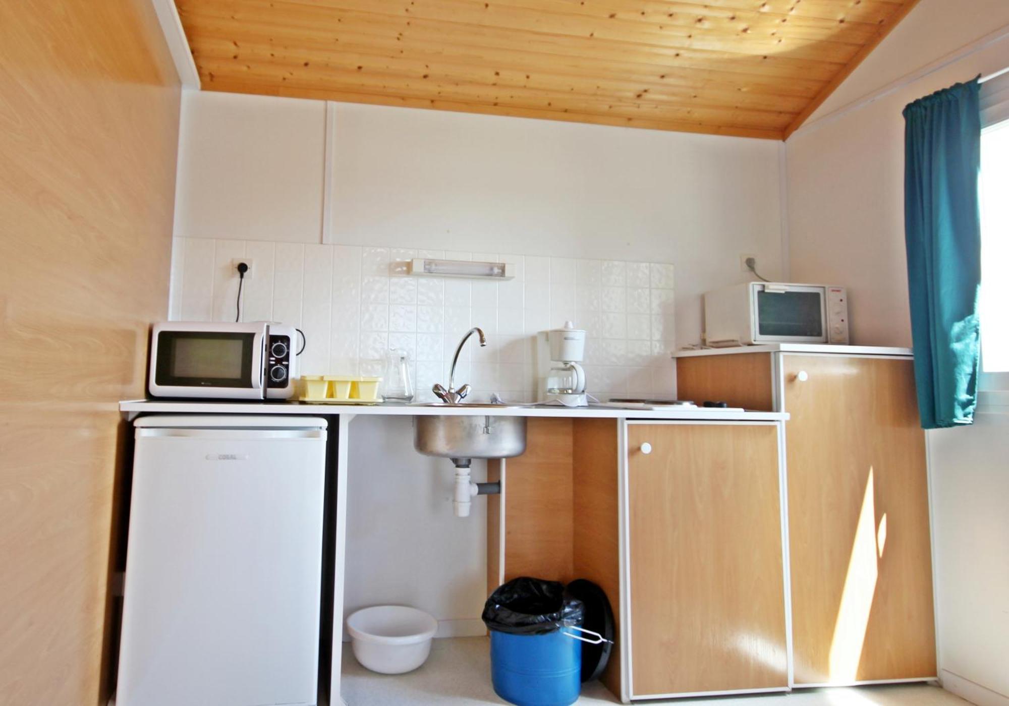 Camping Domaine Vallee Du Tarn Sn Saint-Cirgue Room photo
