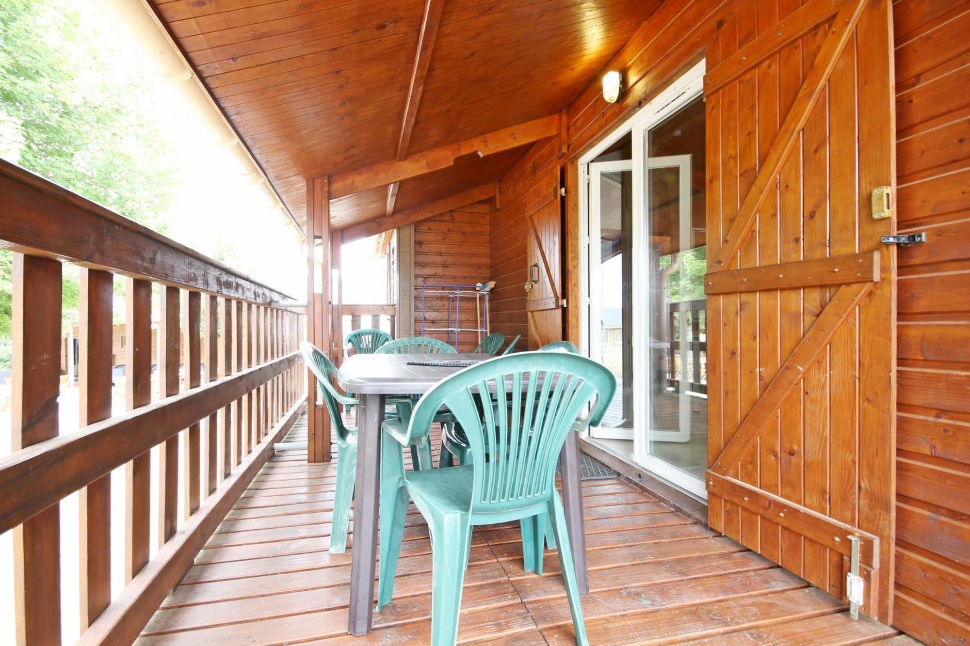 Camping Domaine Vallee Du Tarn Sn Saint-Cirgue Room photo